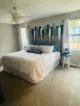 Our Happy Place with a view on Lake Sinclair - 3-Star