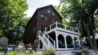 Maple Cove Lodge on Lake Sebago Waterfront!
