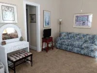 Stylish Townhome by K&P Hotel - Labor Day Special, 5 for 4; 4 for 3.5 - Jacuzzi