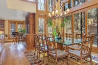 Alpine Mansion, 9Bd + Loft Br Sleeps 26 Huge 8000 sq ft Exclusive Beaver Creek! - Ylellinen