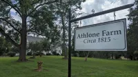 Athlone Farm: Spacious, Gorgeous Grounds, Historic Outbuildings, Summer Deals!