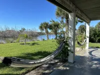 Sanibel Spacious Lakefront Retreat, Steps to Scenic Shores,Shelling and Fishing - 3 stjerner