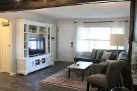 Newly Remodeled Home near Downtown - 民泊