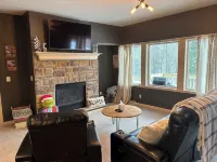 Slopeside, ski-in, ski-out condo-perfectly set along run 24 at Peek'n'Peek! - Wi-Fi