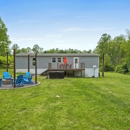 New River Escape -Game Room • Hot Tub • Fire Pit • Yard Games • Sleeps 10+