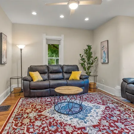 Cedar Falls Gem: Vintage Home With Modern Comforts Near Historic Downtown!