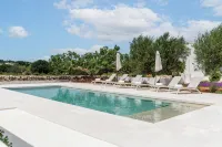 Designer villa with pool in Itria Valley - Pools