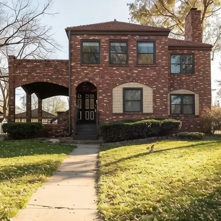 Bright and Spacious Historic Kingman Blvd 3Bdr #1