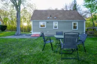 5•Star Fave Cape Cod Style Gem with Bedroom on the Main - 5-Star