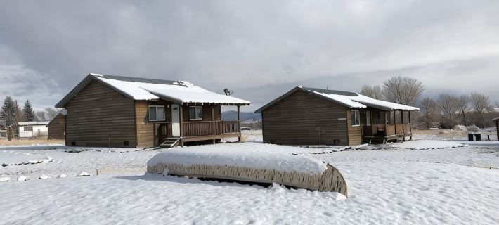 River Rest Luxury Cabin - The Ruby. Beautiful River and Mountain Views!! Hotels in Madison County