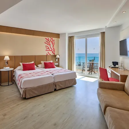 Universal Hotel Perla