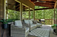 Moose Shack - Mountain Views · Spa King Suite · Game Room · 3 Patios