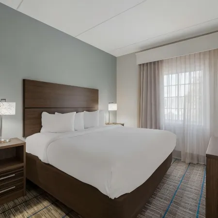 MainStay Suites Wilmington - University Area