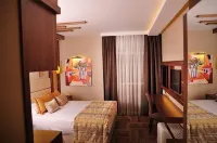 Avin Hotel