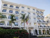 Chimaera Hotel