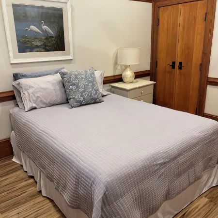 Clock Tower View Condo-2 Bedroom