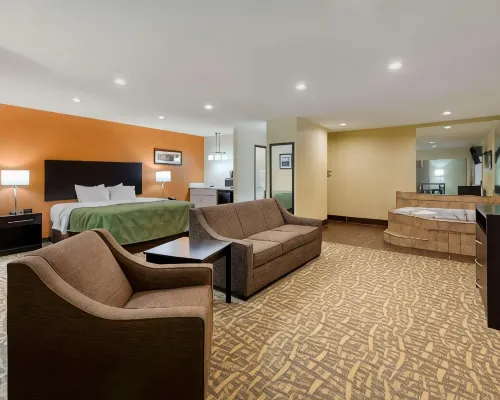 Quality Inn Hotels in Wayne County