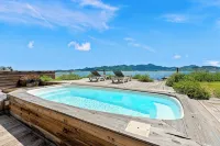 Oceanfront amazing 2 BR Villa - 2 min from the beach - Swimmingpools