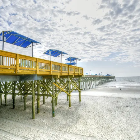 Royal Vista: Ocean Front Condo. Indoor Outdoor Pools & Hot Tub. Spectacular View