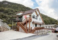 제천 월송가든펜션 - 3성급
