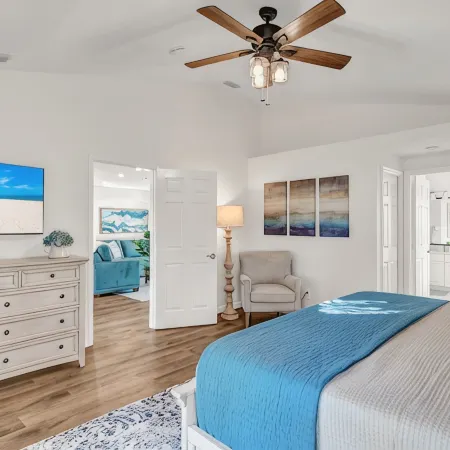 Beach Getaway - Private Pool & Two King Beds
