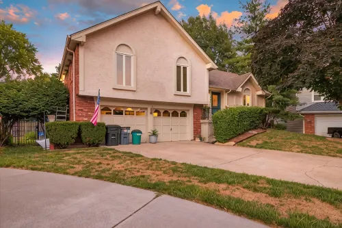 KC Backyard Vacation - Homestay