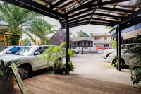 The Espiritu - parking