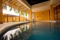Holiday Inn Express NUEVO LAREDO by IHG - Swimmingpools