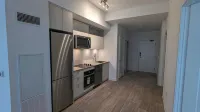 1-bedroom apartment near St Lawrence market, pool and fitness room in condo - บังกะโล