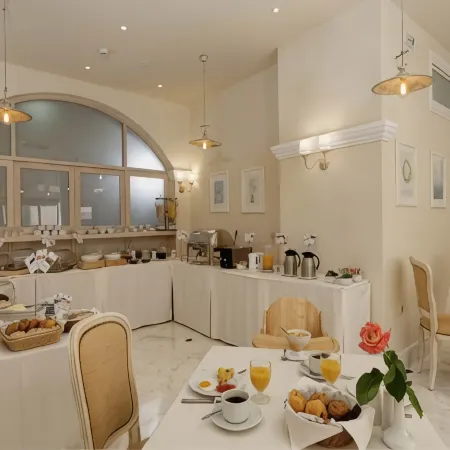 Ionia Suites