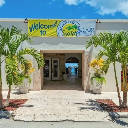 Sophisticated Beach Condo-Ocean View-Sapphire