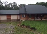 Truman Lake Vacation Home on 10 Acres, Borders Public Ground - Wifi