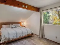 Arnold Getaway with lake access Hotels in Arnold