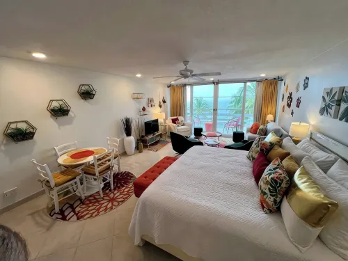 Stay at Tropical Vibes, in beautiful Las Croabas, Fajardo.