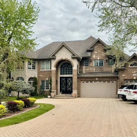 Luxury 5BR Family Getaway – Heated Pool, Hot Tub, Fire pit, Game Room,