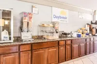 Days Inn by Wyndham Birmingham/West - breakfast