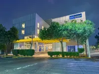 City Express by Marriott Ciudad de México la Villa Hotels near TAPO