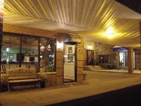 Colonie Inn and Suites Hotels in Latham