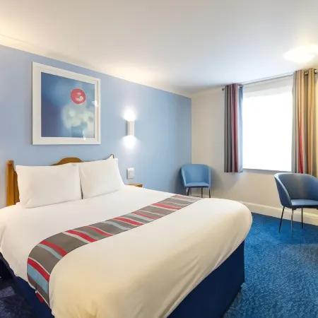 Travelodge Birmingham Sheldon Отели рядом с достопримечательностью «Смолл Хит Парк»