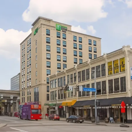Holiday Inn Express & Suites PITTSBURGH NORTH SHORE by IHG Отели рядом с достопримечательностью «Выставочный центр "Питерсен"»