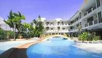 Seorabeol Grand Leisure Hotel - Swimmingpools