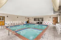 Comfort Suites