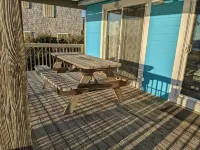 Reelin' Inn - Hatteras; Spectacular Sunsets, Dog friendly, WiFi, and Hot tub! - Wi-Fi