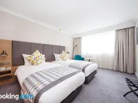 Holiday Inn LONDON - GATWICK AIRPORT by IHG Hotel a Horley