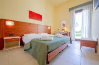 Delle Rose, Hotel & Horse Riding - piscine