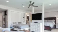 Luxurious La Costa Remodel by SPA w/Steam Shower and Washer/Dryer! - 民泊