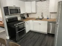 Lovely 3 Bedroom, Close to Everything!! - Condos
