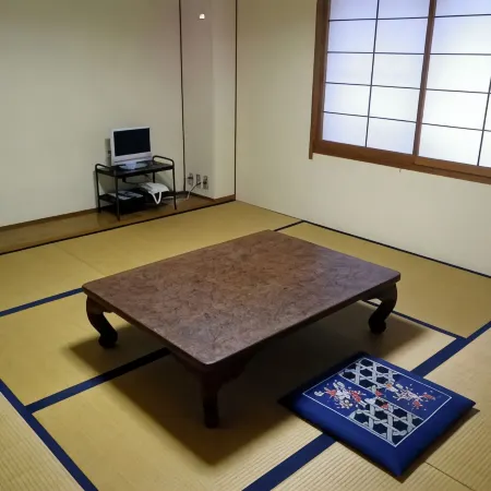 Kurumisawa Ryokan
