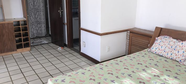 Cozy and Charming House with Pool and Gardens in a Beachfront Condominium! Hotels in Camaçari