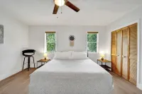 Lake view jacozi entire home Close tohard rock. 10 min from FLL and the beach. - جاكوزي